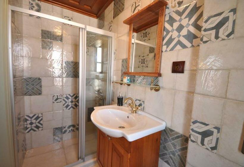 اتاق استاندارد با بالکن, Cunda Svila Otel   Adult Only
