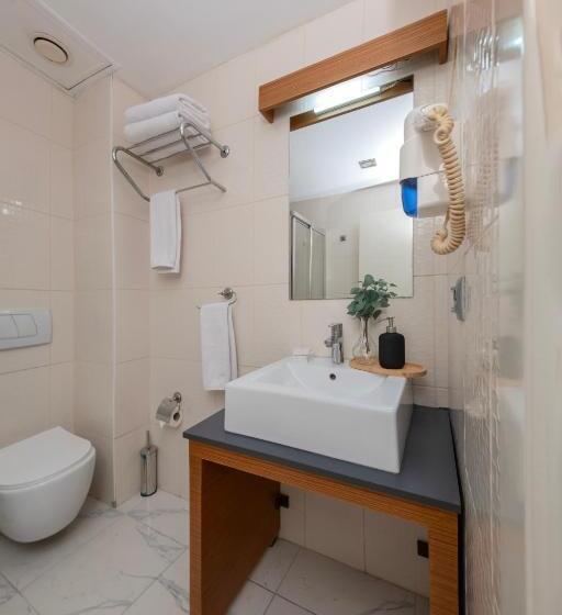 Camera Deluxe, Expo Park