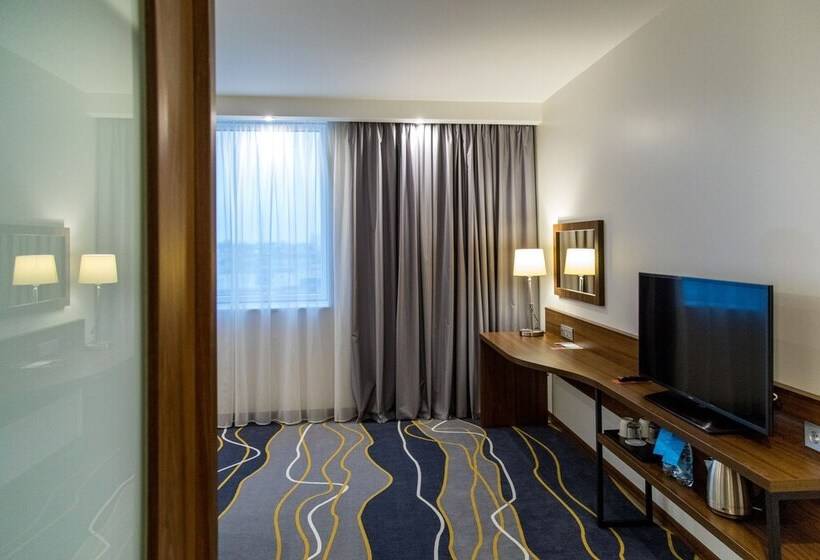 Pokój Rodzinny, Hampton By Hilton Brest