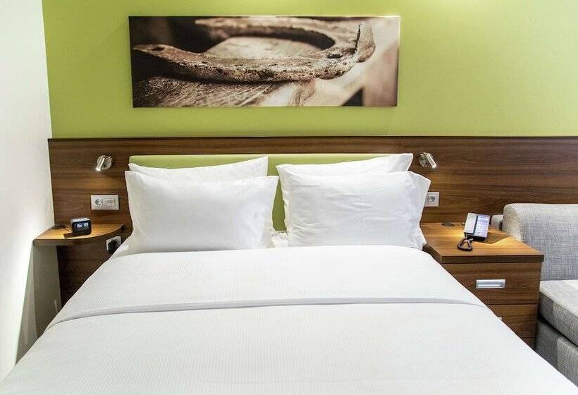 Pokój Rodzinny, Hampton By Hilton Brest