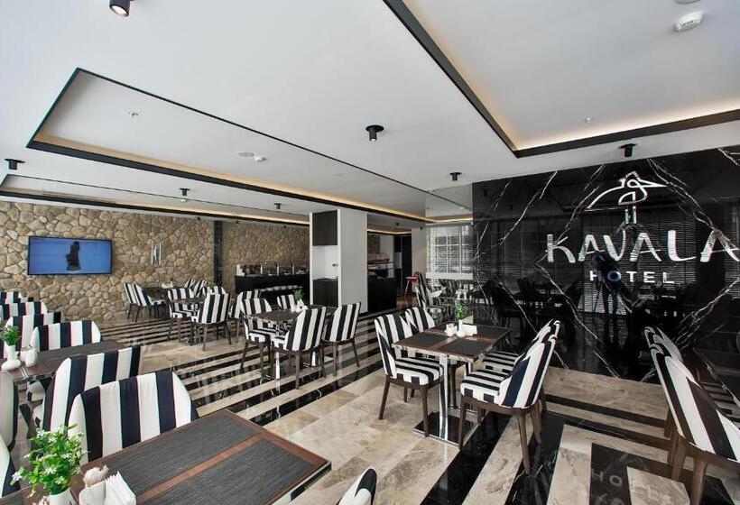 Pokój Deluxe Trzyosobowy, Kavala