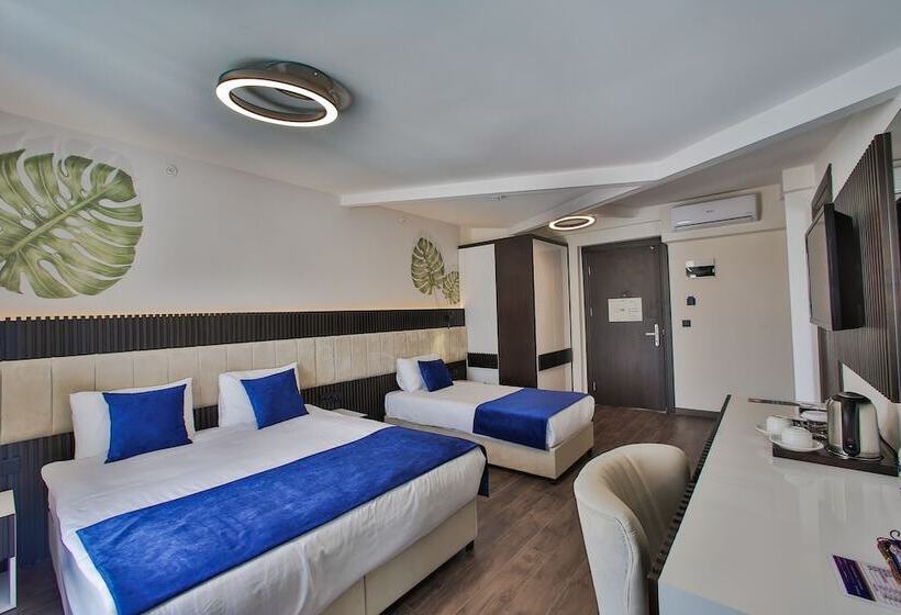 Superior Suite, Kavala