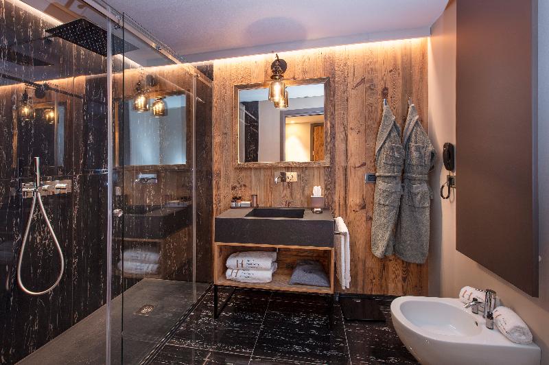 디럭스 룸, Le Massif Hotel & Lodge Courmayeur The Leading Hotels Of The World