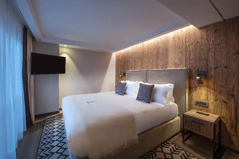 سوییت, Le Massif Hotel & Lodge Courmayeur The Leading Hotels Of The World