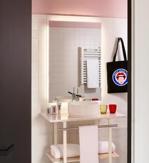 חדר סטנדרט, Mama Shelter Lille