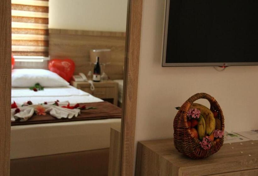 غرفة قياسية فردية, The Marmaris Boutique