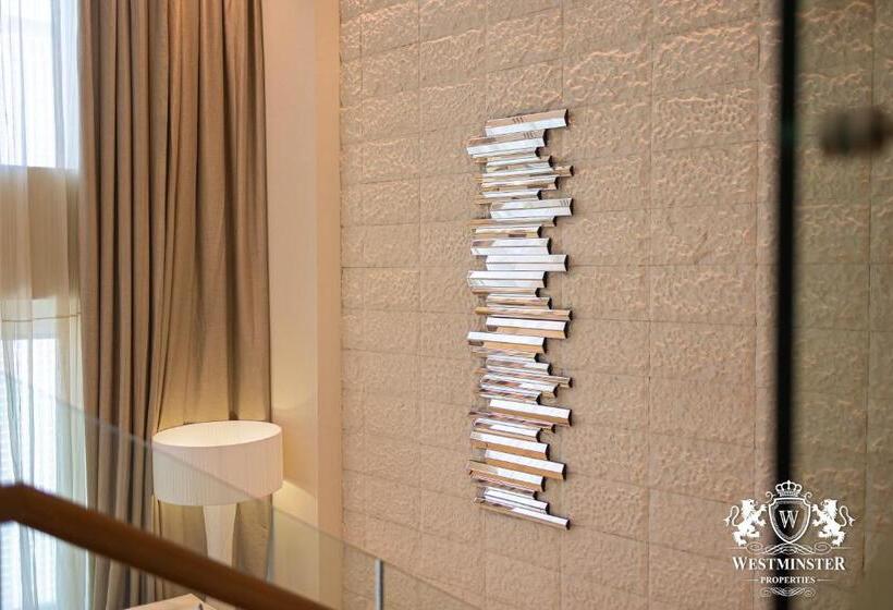 1 Bedroom Penthouse Apartment, The Dubai Mall Residences