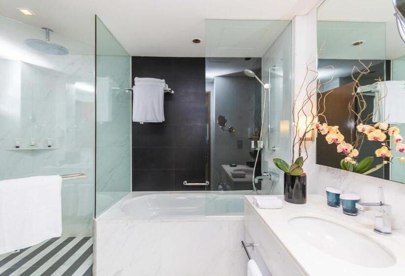 Superior studio with view, The Dubai Mall Residences