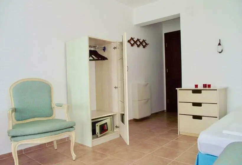 اتاق استاندارد, Miramar Pansiyon