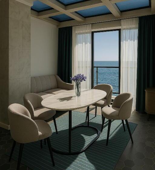 سوییت اجرایی, Panorama Kvariati