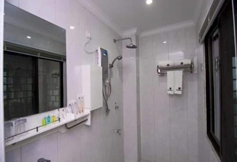 اتاق استاندارد, City Central Inn