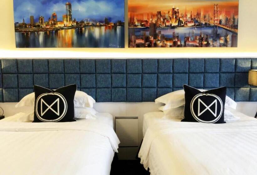 Номер Deluxe, M Roof Hotel & Residences
