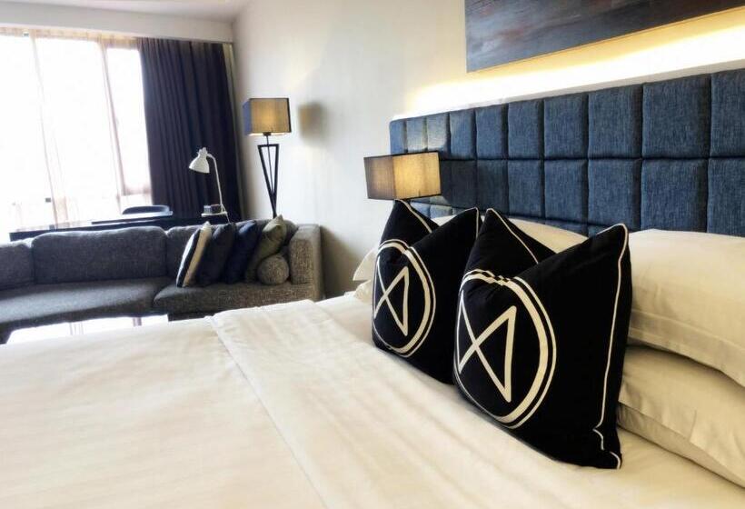 סוויטת ג'וניור, M Roof Hotel & Residences