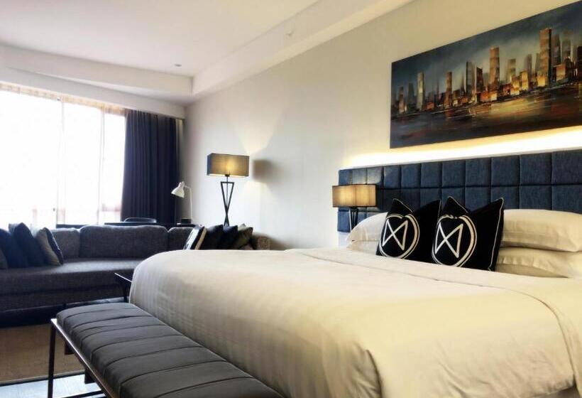 Полулюкс, M Roof Hotel & Residences