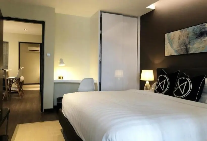 スタンダードスタジオ, M Roof Hotel & Residences