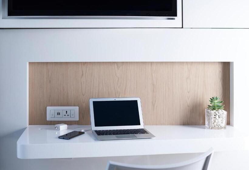 스위트, Ozo Phuket