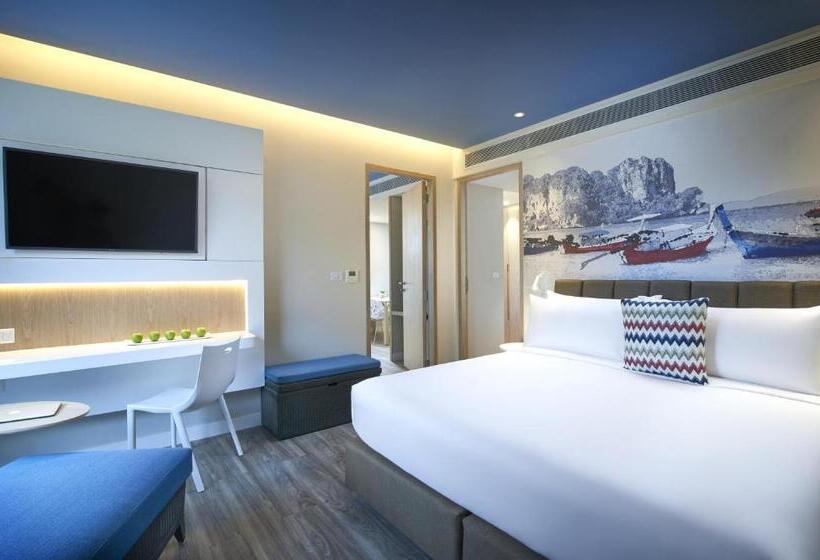 Люкс с Балконом, Ozo Phuket