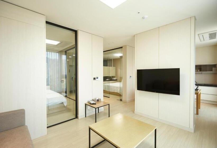 ジュニアスイート, Pyeongchang The White