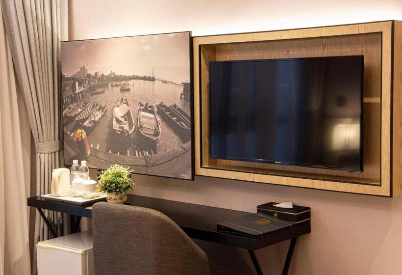 غرفة ديلوكس سرير كينج, Victoria Garden