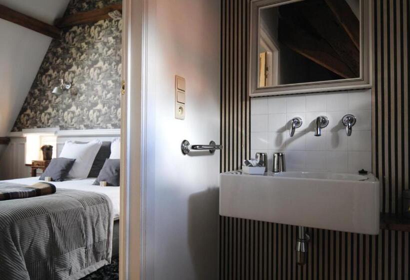 غرفة دور أخير, B&b Number 11 Exclusive Guesthouse