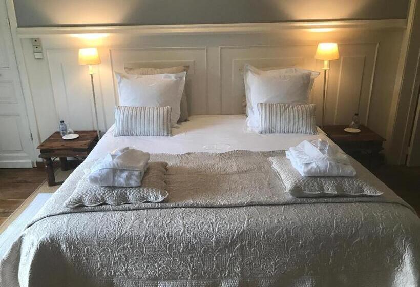 Люкс Повышенной Комфортности, B&b Number 11 Exclusive Guesthouse
