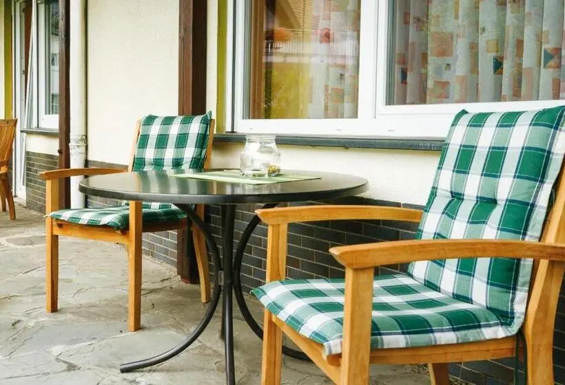 スタンダードルーム, Ferien Weingut Schneider