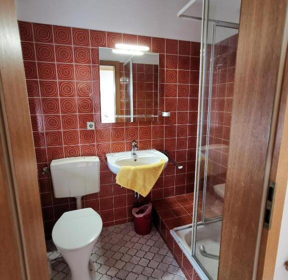 スタンダードシングルルーム, Garni Austermayer