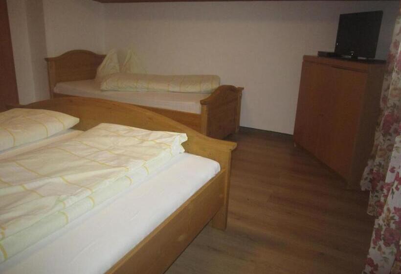 חדר סטודיו סטנדרד, Garni Austermayer