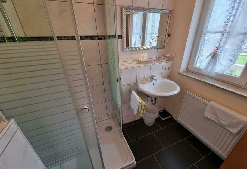 Номер Стандарт с Балконом, Parkhotel Ruhpolding