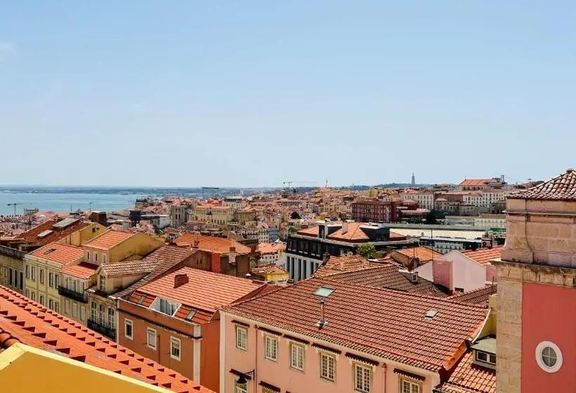 1 Bedroom Penthouse Apartment, Quinta Colina By Shiadu