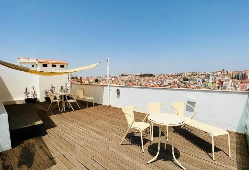 1 Bedroom Penthouse Apartment, Quinta Colina By Shiadu