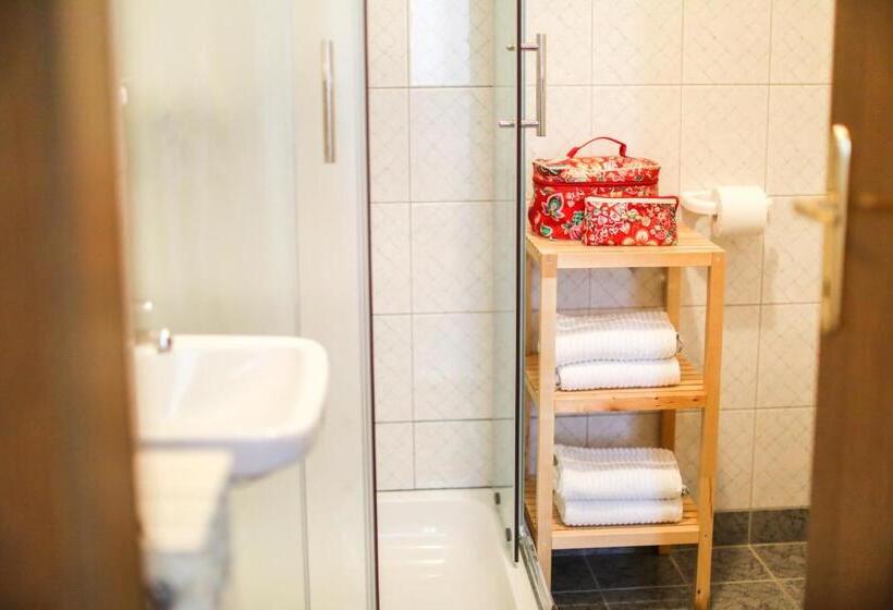 带阳台标准四人间, Vila Romana