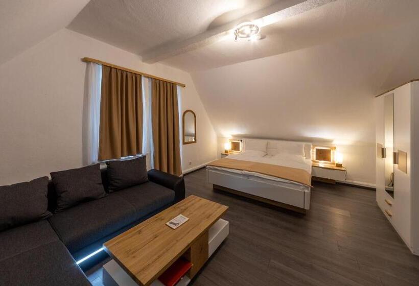 バルコニー付きデラックスルーム, Villa Feise