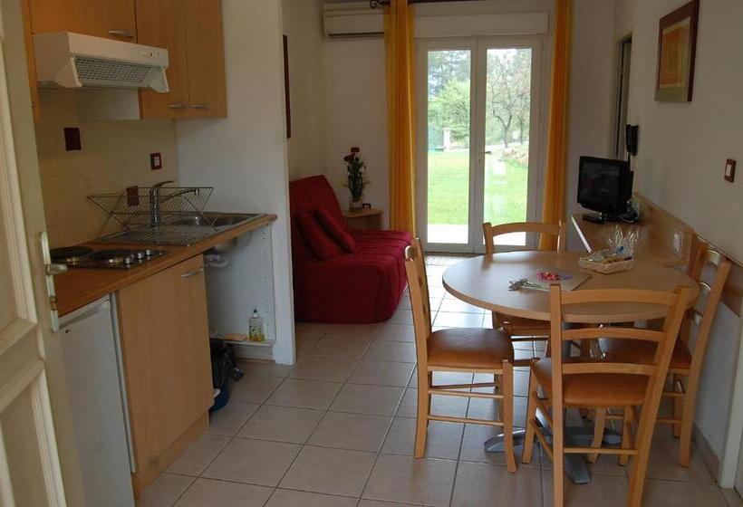 Апартаменты 1 Спальня, Résidence Côté Sud Peypin