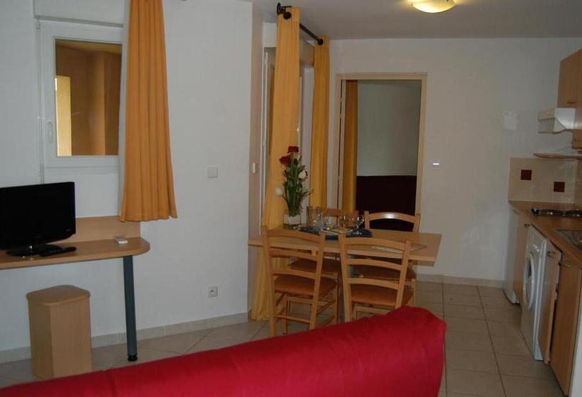 Апартаменты 2 Спальни с Террасой, Résidence Côté Sud Peypin