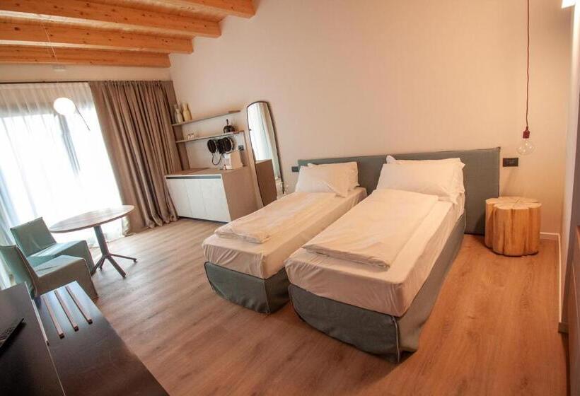 Superior studio with terrace, Agriturismo Fossa Mala
