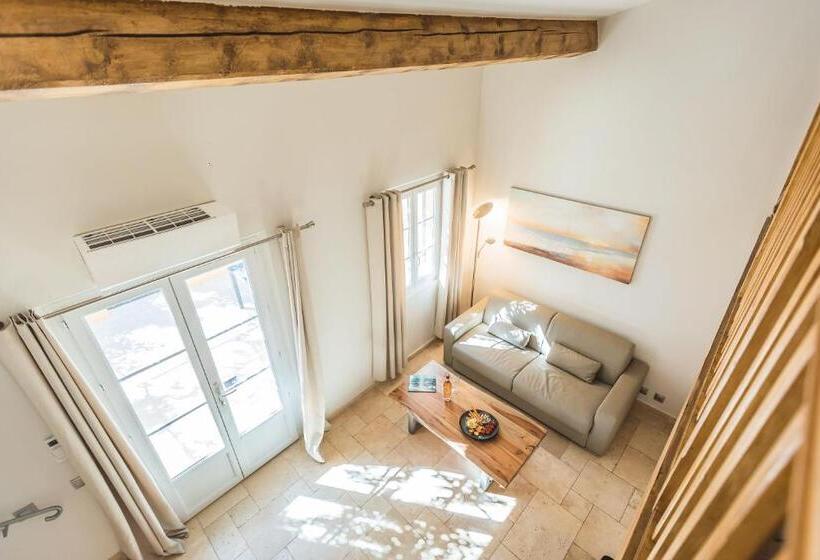 דירת חדר, Les Maisons Du Sud