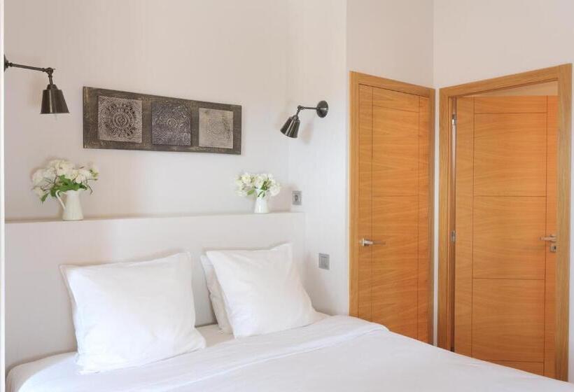 דירת שני חדרים, Les Maisons Du Sud