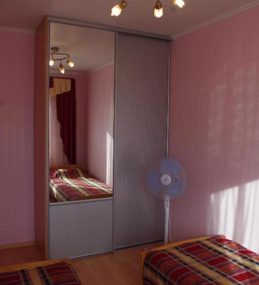 آپارتمان 1 خوابه با تراس, Oasis Apartments