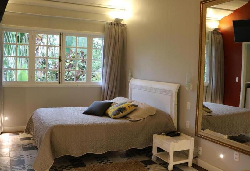 高级洋房, Auberge Suisse Pousada