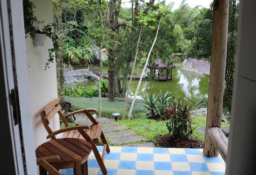 豪华洋房, Auberge Suisse Pousada