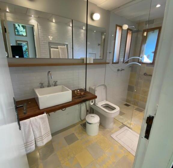 家庭洋房, Auberge Suisse Pousada