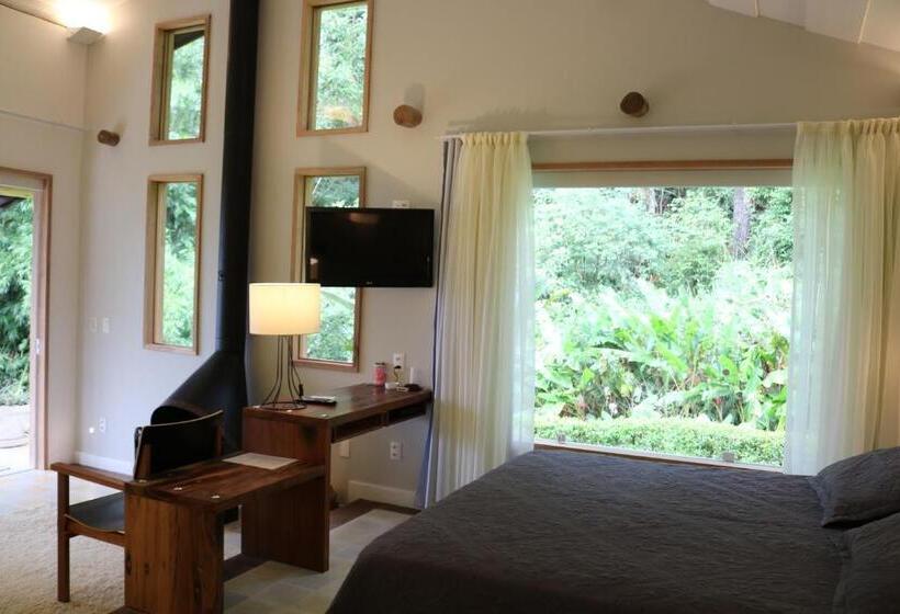 家庭洋房, Auberge Suisse Pousada