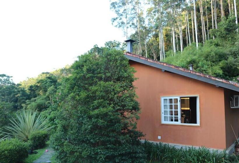 자쿠지 스위트, Auberge Suisse Pousada