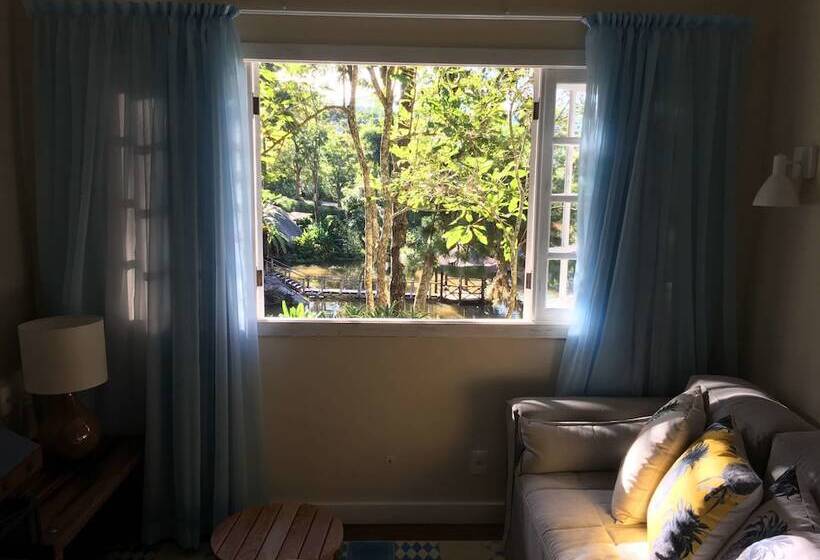 디럭스 방갈로, Auberge Suisse Pousada