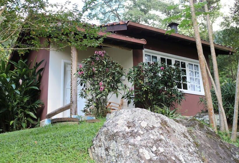 豪华洋房, Auberge Suisse Pousada