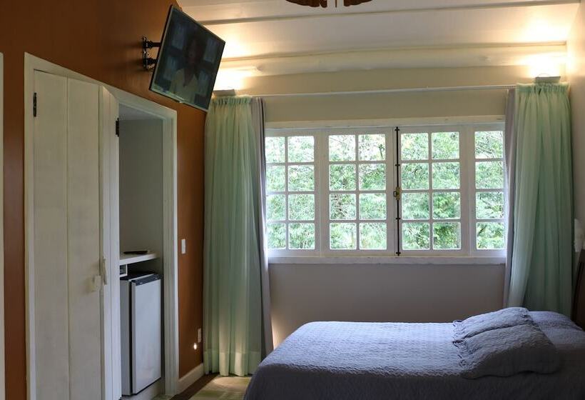 豪华洋房, Auberge Suisse Pousada