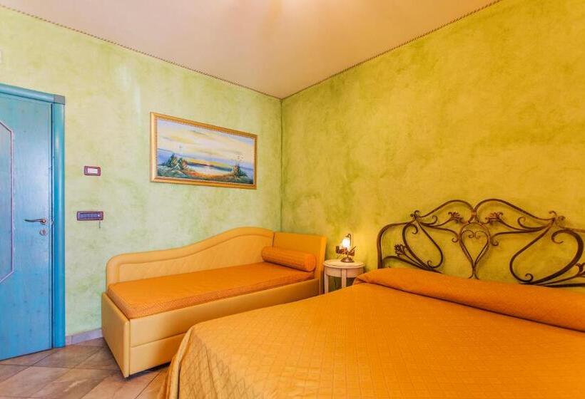 スタンダードトリプルルーム, Casale Villa Giulia Marina Di Lesina