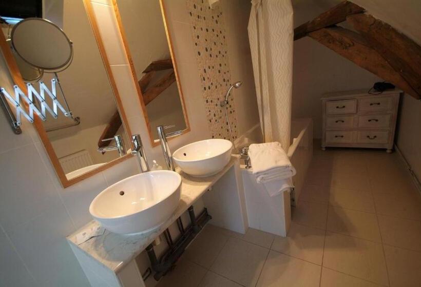 스탠다드 트리플 룸, Domaine Borgnat