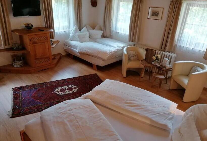 Четырехместный Номер Стандарт, Heilbad Burgwies